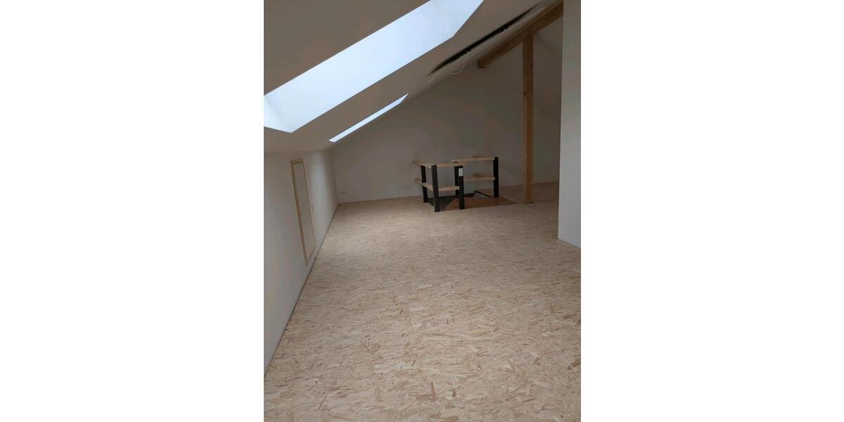 Maisonettenwohnung Denkendorf - 4.5 Zimmer, 120 m&sup2;, 2.100&euro; | Angebot:26574195