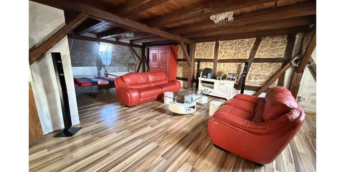 Einfamilienhaus Eutingen im Gäu - 8 Zimmer, 275 m&sup2;, 699.000&euro; | Angebot:25166814