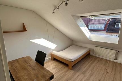 Wohnung Stuttgart Stuttgart-Mitte - 1 Zimmer, 90 m&sup2;, 570&euro; | Angebot:25900840