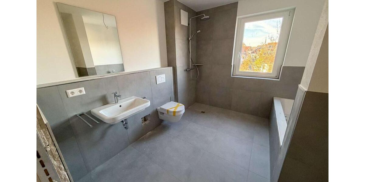 Dachgeschoßwohnung Eutingen im Gäu - 4 Zimmer, 99 m&sup2;, 1.340&euro; | Angebot:23726609