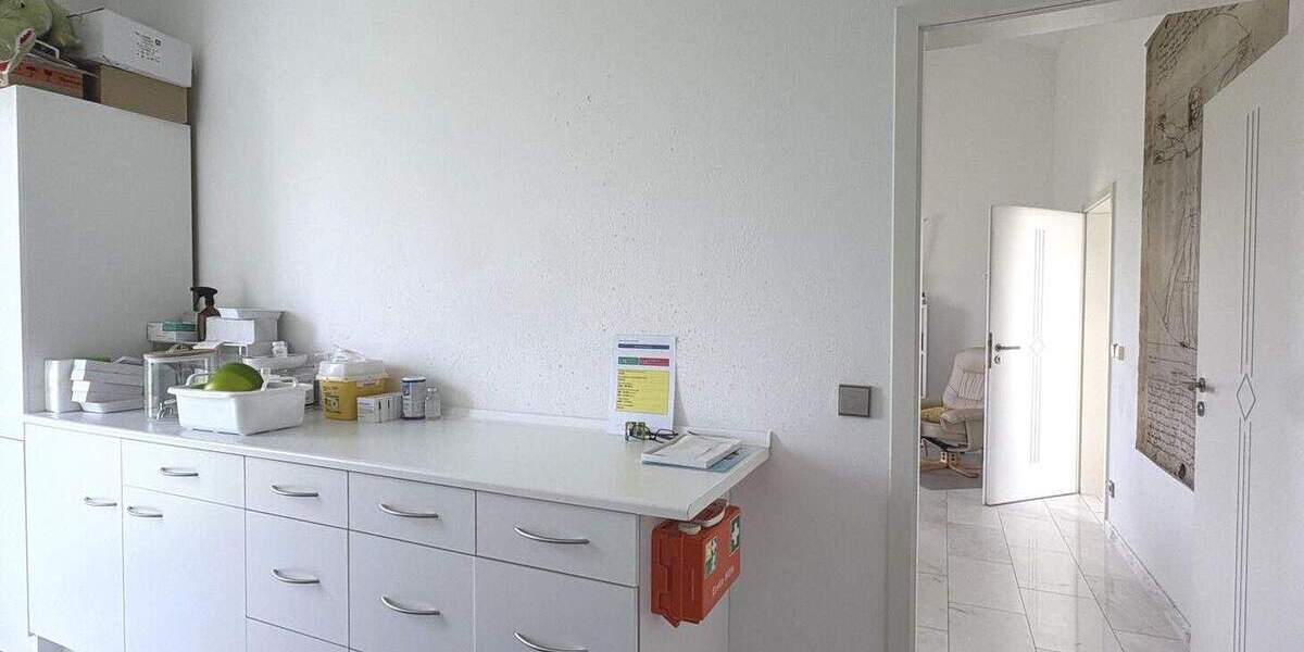 Gewerbeobjekt Ammerbuch Altingen - 2.200&euro; | Angebot:25707786