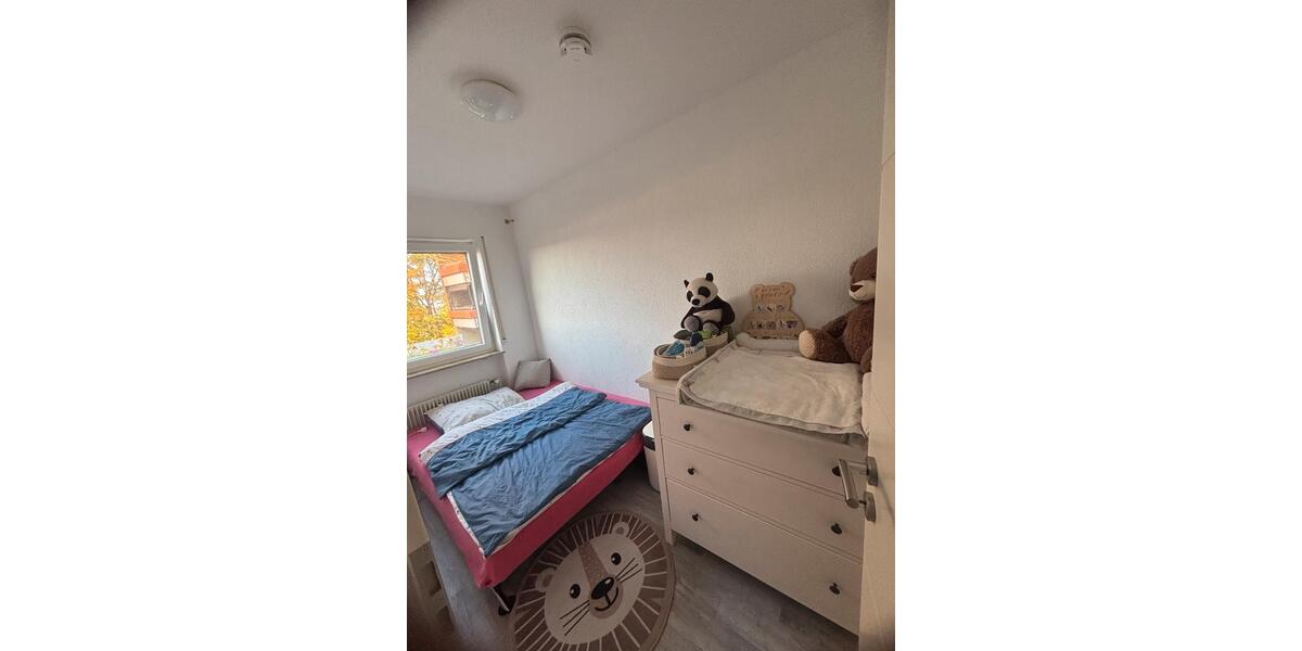Erdgeschoßwohnung Pfullingen - 4.5 Zimmer, 98 m&sup2;, 375.000&euro; | Angebot:26427753
