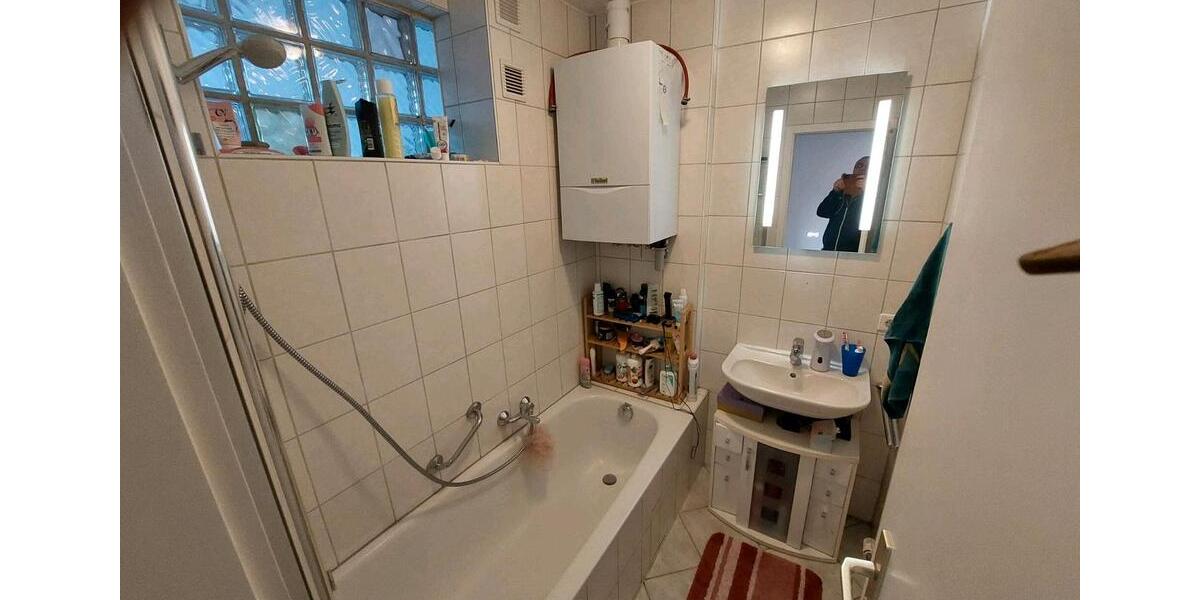 Dachgeschoßwohnung Stuttgart Hedelfingen - 3 Zimmer, 65 m&sup2;, 239.000&euro; | Angebot:27158229