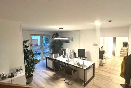 Gewerbeobjekt Herrenberg - 1.703&euro; | Angebot:25473935