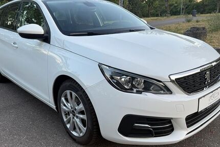 Peugeot 308 128.669 km 7.999 &euro; Fellbach 70736