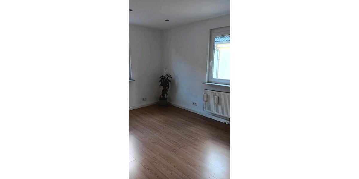 Etagenwohnung Böblingen Dagersheim - 5 Zimmer, 108 m&sup2;, 1.450&euro; | Angebot:25298770