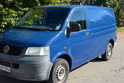 VW T5 Transporter 348.000 km 4.999 &euro; St. Johann- Gächingen 72813