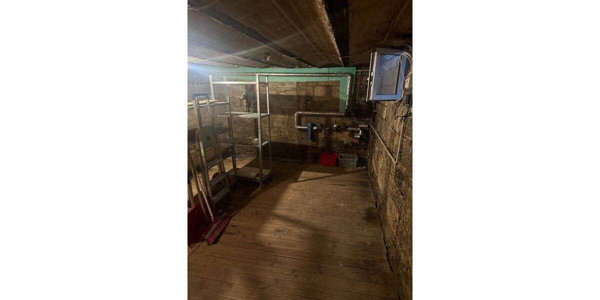 Einfamilienhaus Ehningen - 7 Zimmer, 122 m&sup2;, 277.000&euro; | Angebot:25717875