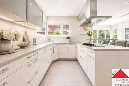 Haus Holzgerlingen - 7 Zimmer, 260 m&sup2;, 1.249.000&euro; | Angebot:26656602