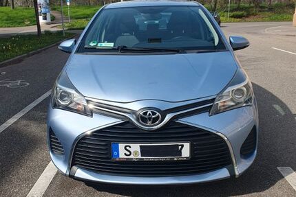 Toyota Yaris 87.300 km 7.550 &euro; Stuttgart 70372