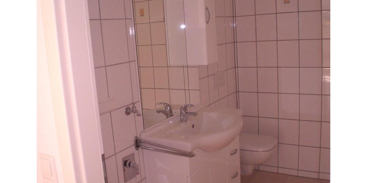 Etagenwohnung Reutlingen Sondelfingen - 1.5 Zimmer, 86 m&sup2;, 189.000&euro; | Angebot:27185781