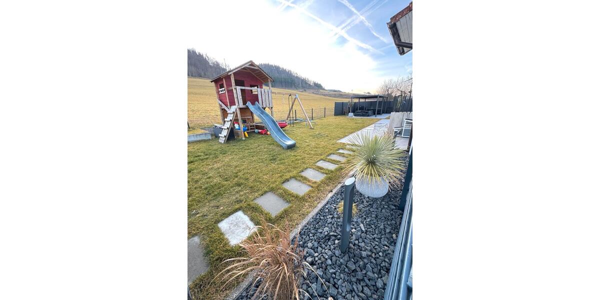 Einfamilienhaus Burladingen - 9 Zimmer, 282 m&sup2;, 648.000&euro; | Angebot:27082731