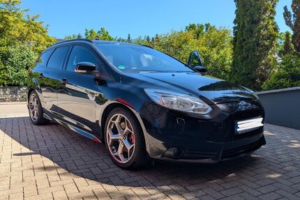 Ford Focus 225.000 km 6.990 &euro; Wildberg 72218