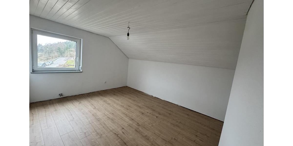 Dachgeschoßwohnung Horb am Neckar - 3.5 Zimmer, 80 m&sup2;, 950&euro; | Angebot:25649577
