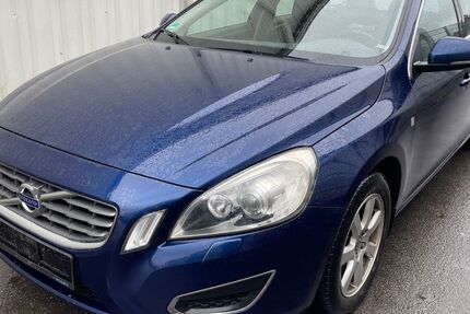 Volvo V60 281.000 km 5.990 &euro; Böblingen 71034