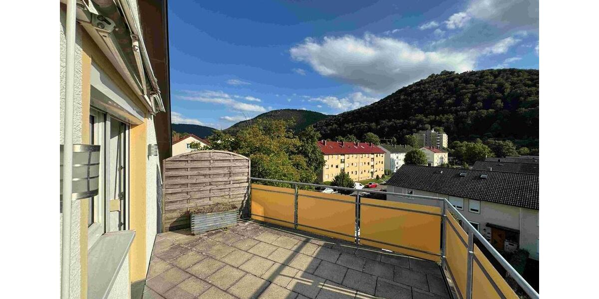 Etagenwohnung Bad Urach - 4.5 Zimmer, 126 m&sup2;, 307.000&euro; | Angebot:27206834