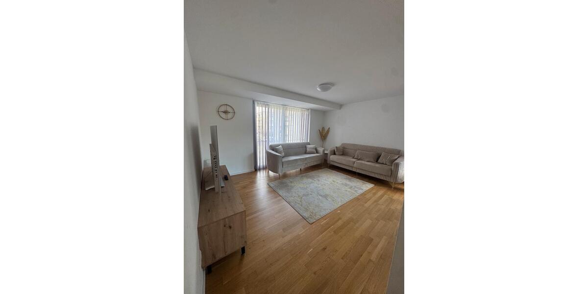 Erdgeschoßwohnung Böblingen Dagersheim - 3 Zimmer, 95 m&sup2;, 1.300&euro; | Angebot:25917328