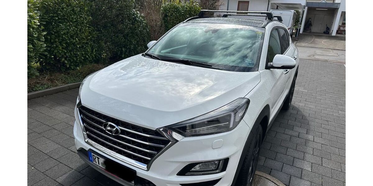 Hyundai TUCSON 54.200 km 19.500 &euro; Eningen unter Achalm 72800