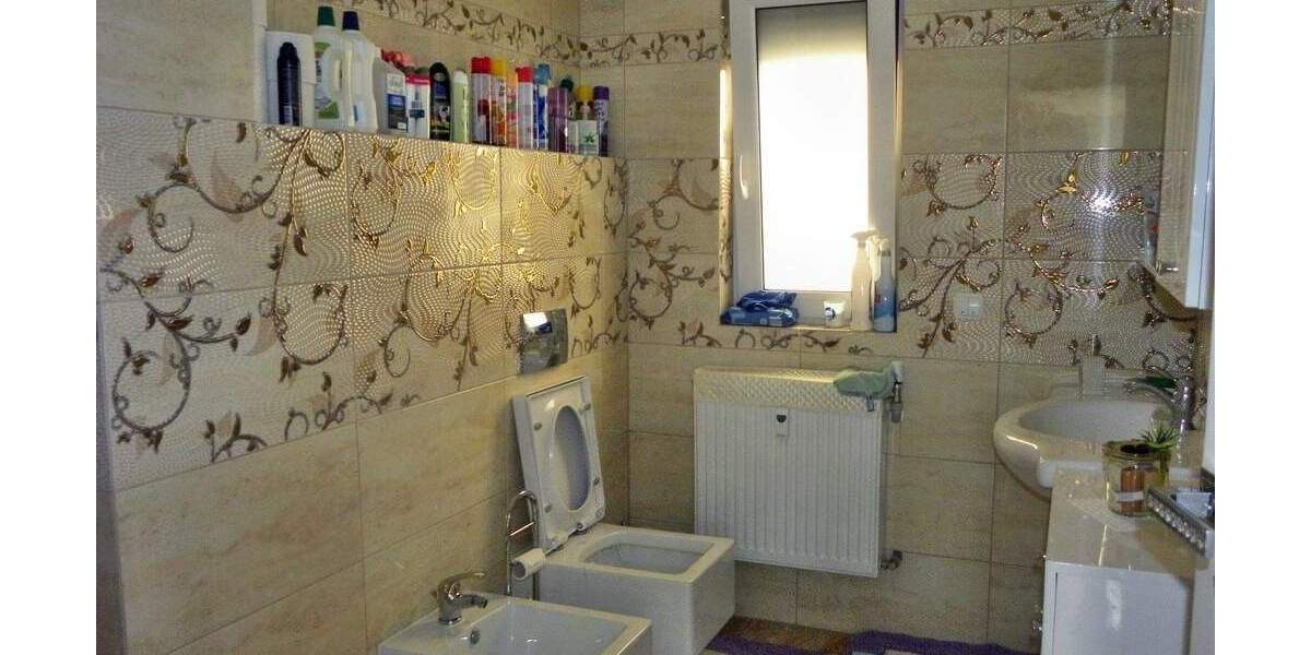 Mehrfamilienhaus, Wohnhaus Althengstett - 8 Zimmer, 180 m&sup2;, 595.999&euro; | Angebot:25737016