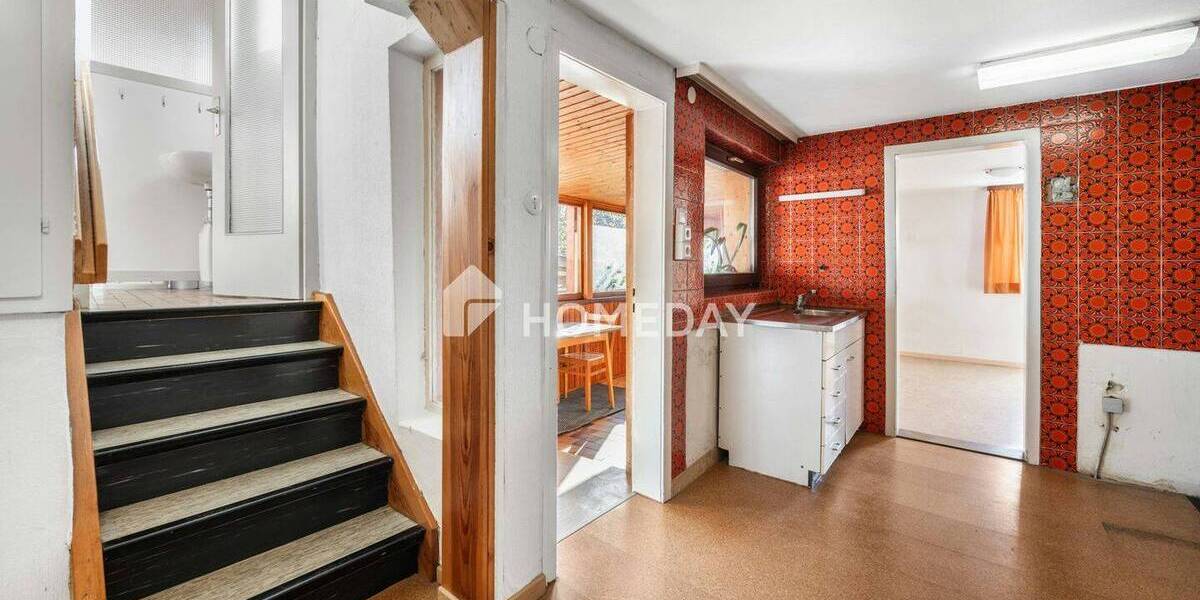 Einfamilienhaus Bad Urach Hengen - 6 Zimmer, 140 m&sup2;, 249.000&euro; | Angebot:25677505