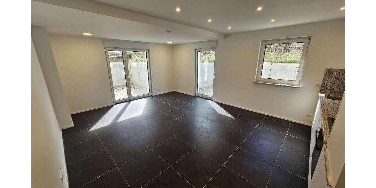 Etagenwohnung Stuttgart / Vaihingen Vaihingen - 3 Zimmer, 93 m&sup2;, 1.850&euro; | Angebot:25958426