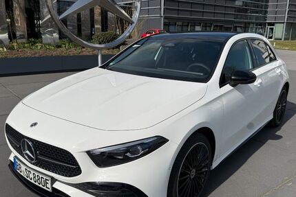 Mercedes-Benz A 250 10.000 km 42.200 &euro; Böblingen 71034