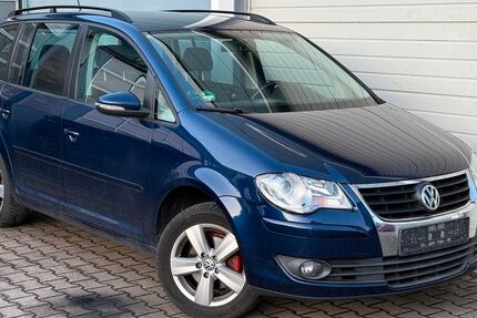 VW Touran 193.585 km 5.900 &euro; Tübingen 72072