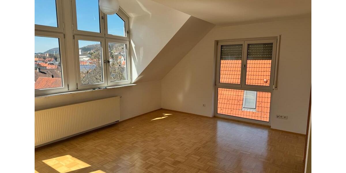Etagenwohnung Burladingen - 4.5 Zimmer, 90 m&sup2;, 1.280&euro; | Angebot:26133493