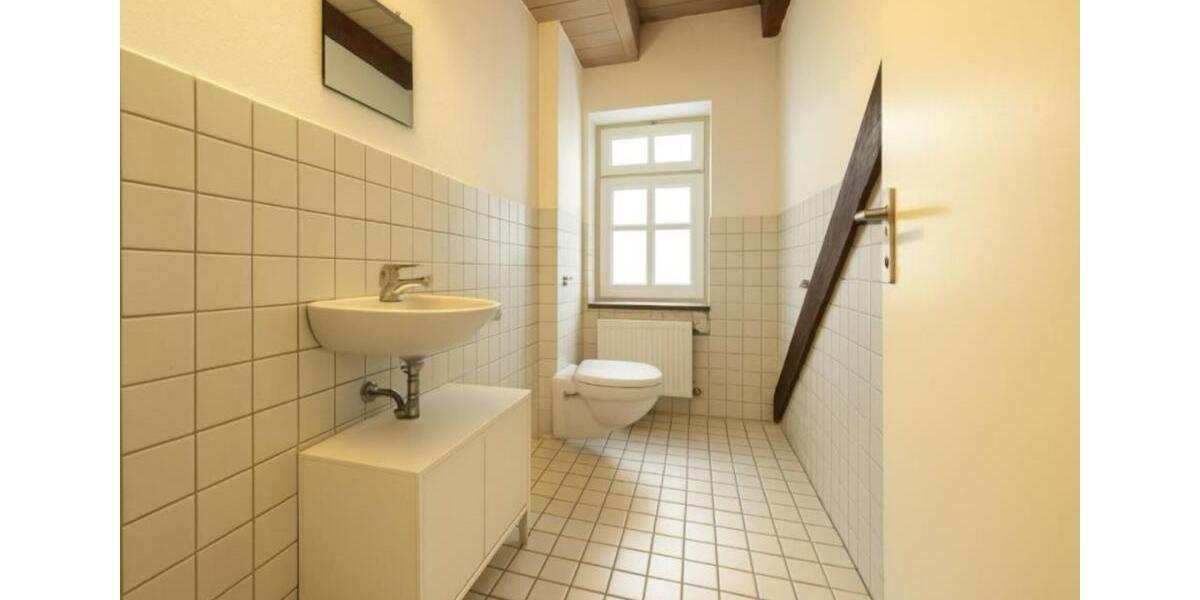 Etagenwohnung Rottenburg am Neckar - 1 Zimmer, 20 m&sup2;, 390&euro; | Angebot:24997061