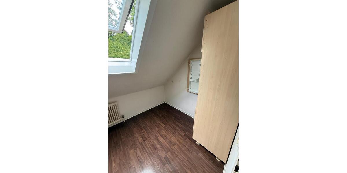 Dachgeschoßwohnung Neckartenzlingen - 1.5 Zimmer, 30 m&sup2;, 85.000&euro; | Angebot:27185793