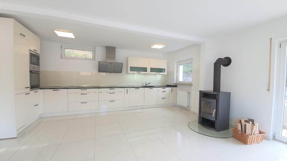 Etagenwohnung Waldenbuch - 3 Zimmer, 78 m&sup2;, 1.550&euro; | Angebot:24841709