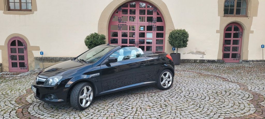 Opel Tigra 166.000 km 2.600 &euro; Haigerloch 72401