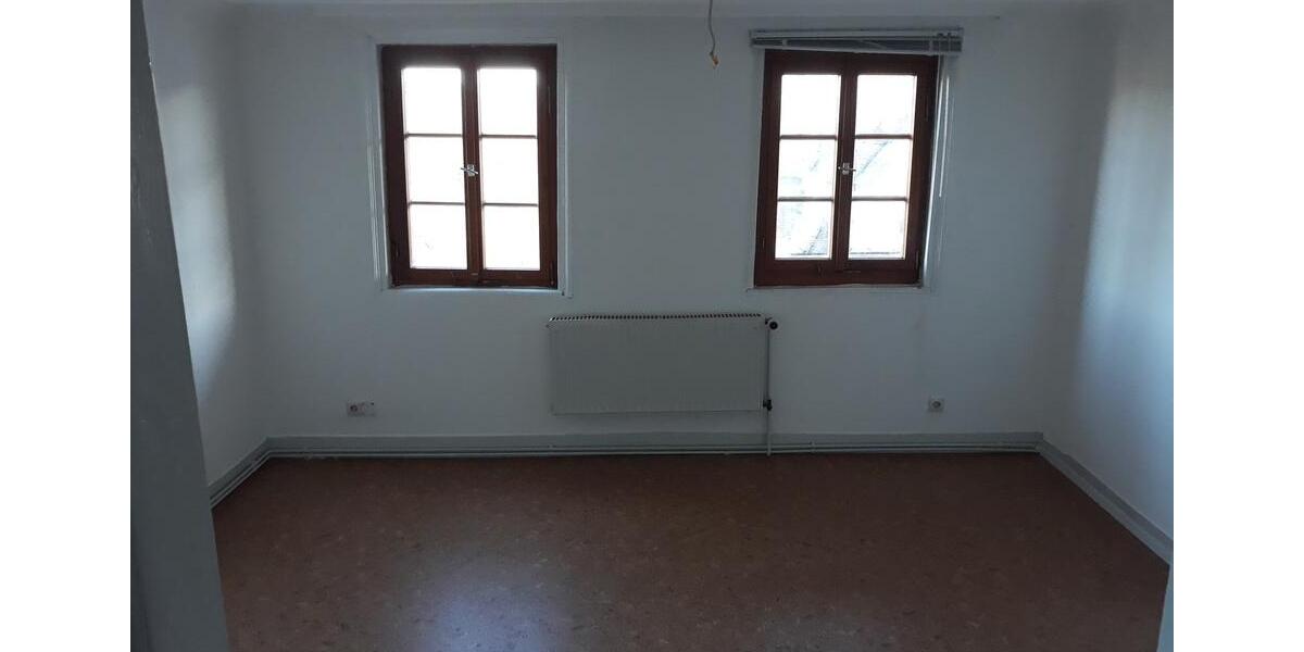 Etagenwohnung Hechingen - 5 Zimmer, 105 m&sup2;, 600&euro; | Angebot:25407831