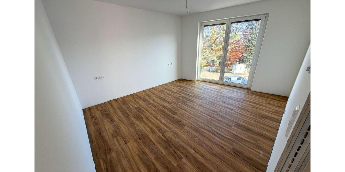 Dachgeschoßwohnung Eutingen im Gäu - 4 Zimmer, 99 m&sup2;, 1.340&euro; | Angebot:23726609