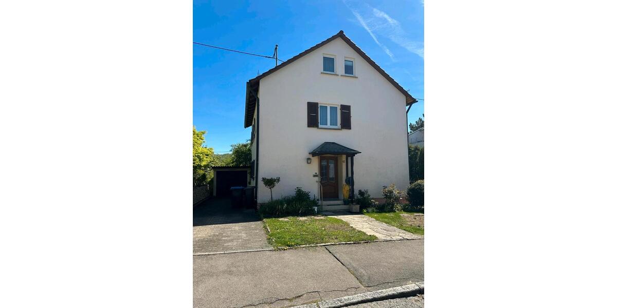 Mehrfamilienhaus, Wohnhaus Eningen unter Achalm - 7 Zimmer, 139 m&sup2;, 569.000&euro; | Angebot:27150819