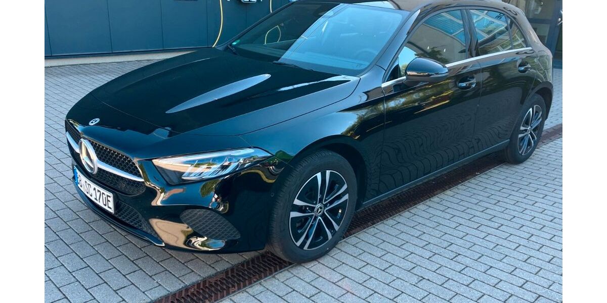 Mercedes-Benz A 250 20.000 km 37.400 &euro; Böblingen 71034