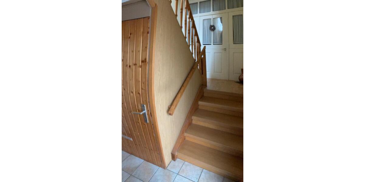 Mehrfamilienhaus, Wohnhaus Pfullingen - 11 Zimmer, 204 m&sup2;, 489.000&euro; | Angebot:25832494