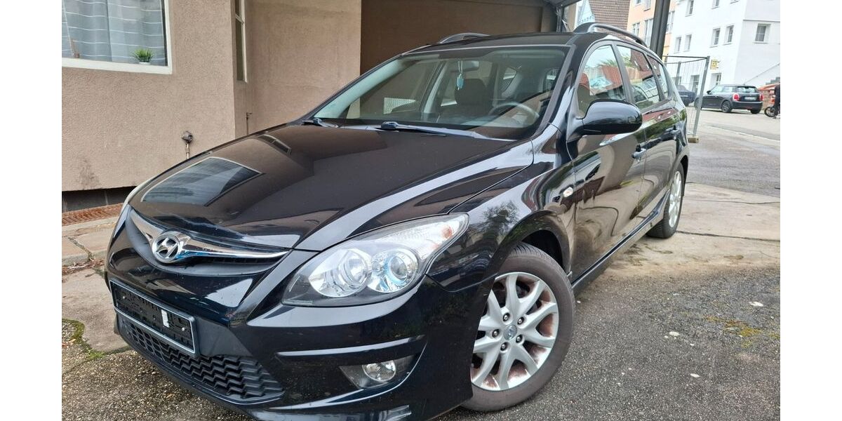 Hyundai i30 132.000 km 4.800 &euro; Stuttgart 70195