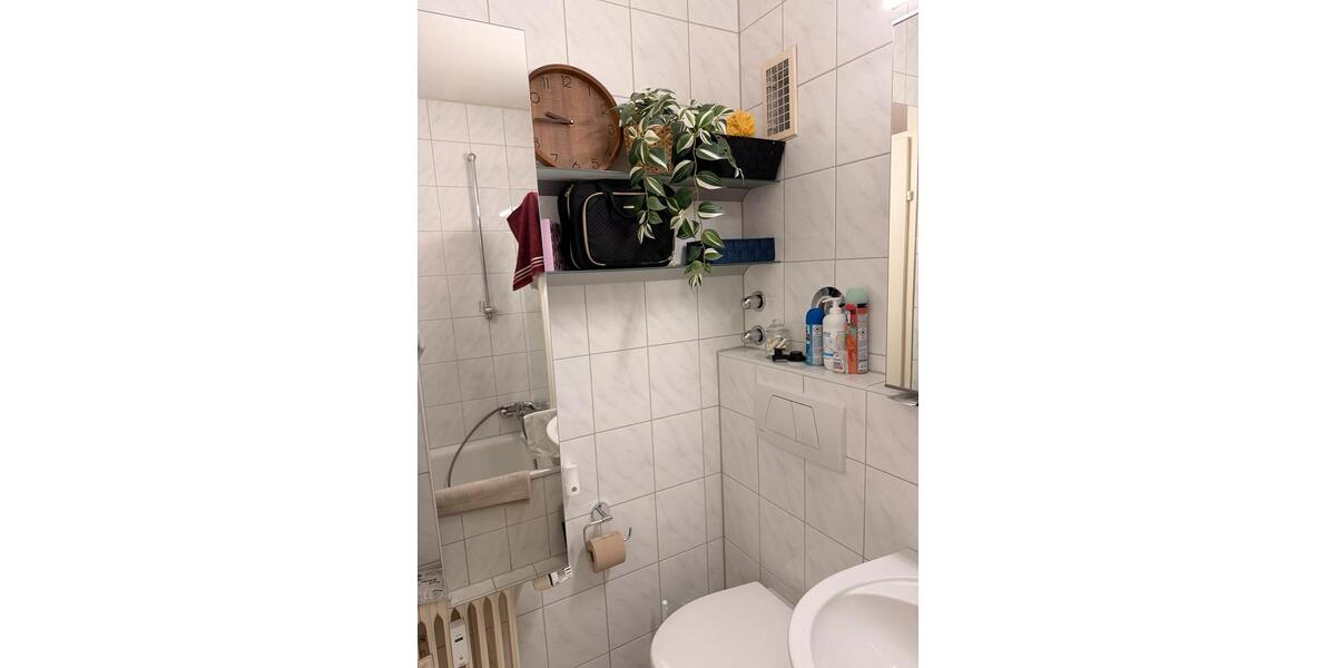 Hochparterre Sindelfingen Sindelfingen (Stadt) - 2 Zimmer, 65 m&sup2;, 1.100&euro; | Angebot:26024506
