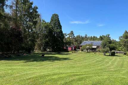 Haus Ostelsheim - 8 Zimmer, 300 m&sup2;, 1.000.000&euro; | Angebot:21682316