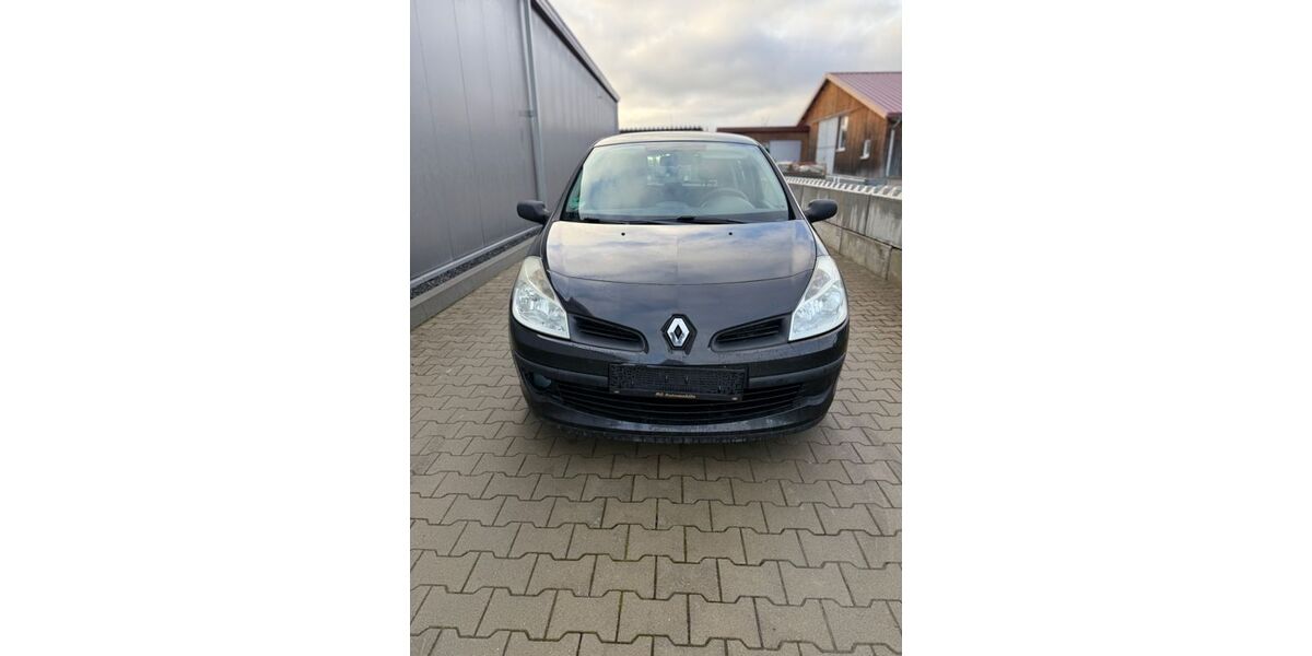 Renault Clio 162.420 km 2.399 &euro; Horb 72160
