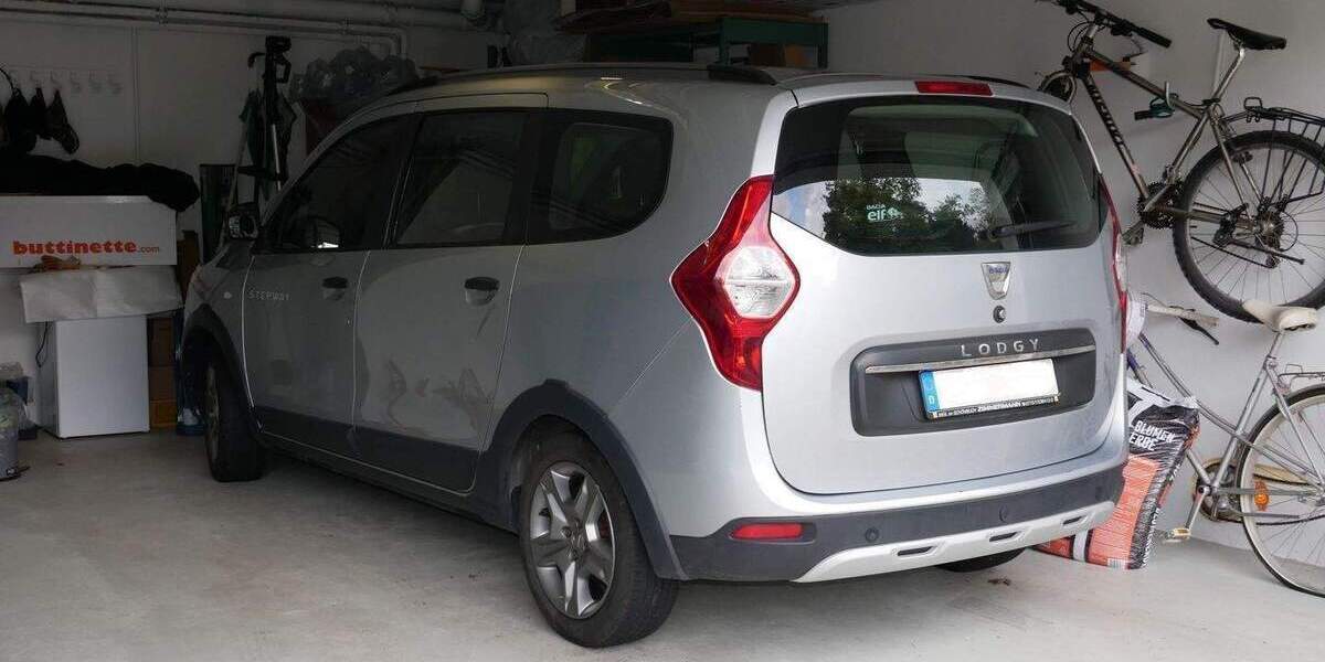 Doppelhaushälfte Böblingen - 1 Zimmer, 254 m&sup2;, 1.150.000&euro; | Angebot:25779091