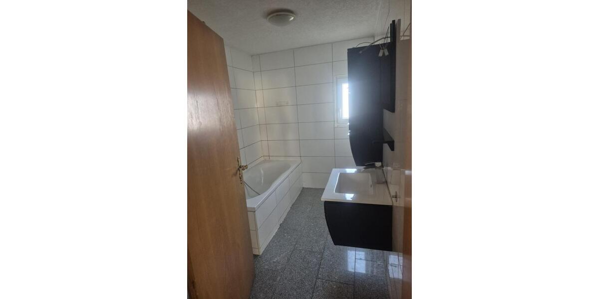 Einfamilienhaus Rangendingen - 7 Zimmer, 180 m&sup2;, 400.000&euro; | Angebot:25865451