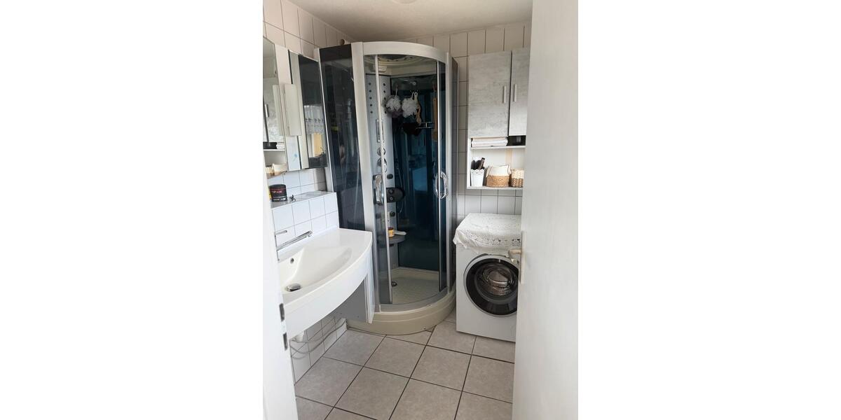Etagenwohnung Nürtingen - 4 Zimmer, 84 m&sup2;, 360.000&euro; | Angebot:27168908