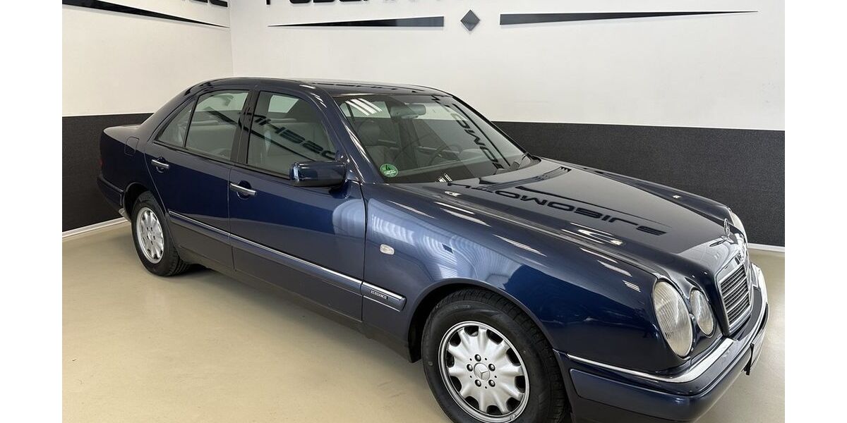 Mercedes-Benz E 300 110.000 km 17.450 &euro; Hechingen-Bechtoldsweiler 72379