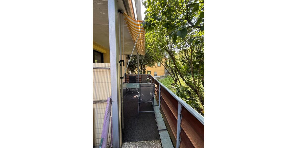 Etagenwohnung Stuttgart Hedelfingen - 3 Zimmer, 90 m&sup2;, 1.500&euro; | Angebot:25924875