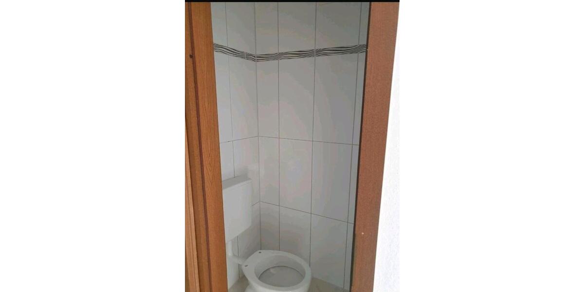 Etagenwohnung Eningen unter Achalm - 3 Zimmer, 76 m&sup2;, 265.000&euro; | Angebot:25611784