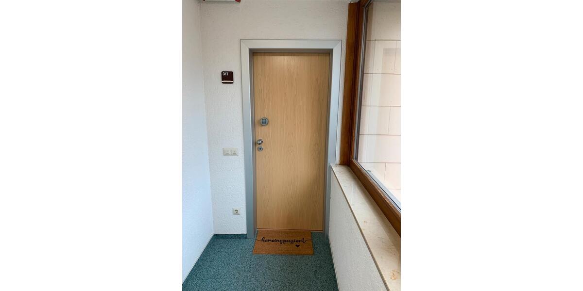 Etagenwohnung Bad Urach - 1 Zimmer, 28 m&sup2;, 125.000&euro; | Angebot:24563840