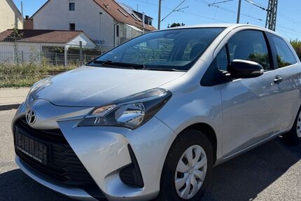 Toyota Yaris 112.800 km 5.890 &euro; Sindelfingen 71065
