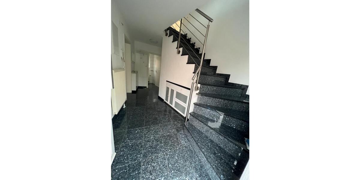 Einfamilienhaus Ammerbuch - 4.5 Zimmer, 110 m&sup2;, 1.450&euro; | Angebot:25894766